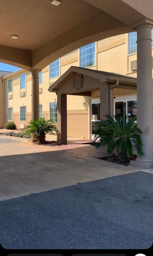 Rodeway Inn & Suites Winnfield Экстерьер фото
